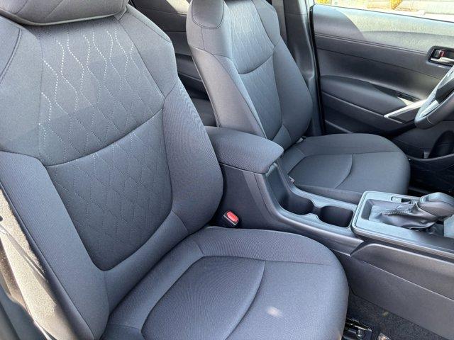 TOYOTA COROLLA CROSS - 10