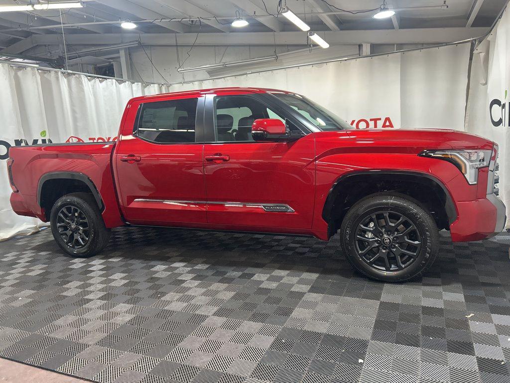 TOYOTA TUNDRA - 10