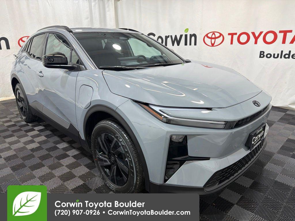 New 2026 Toyota C-HR SE