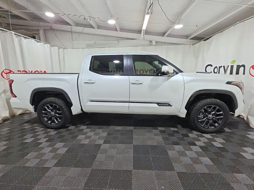 TOYOTA TUNDRA - 10