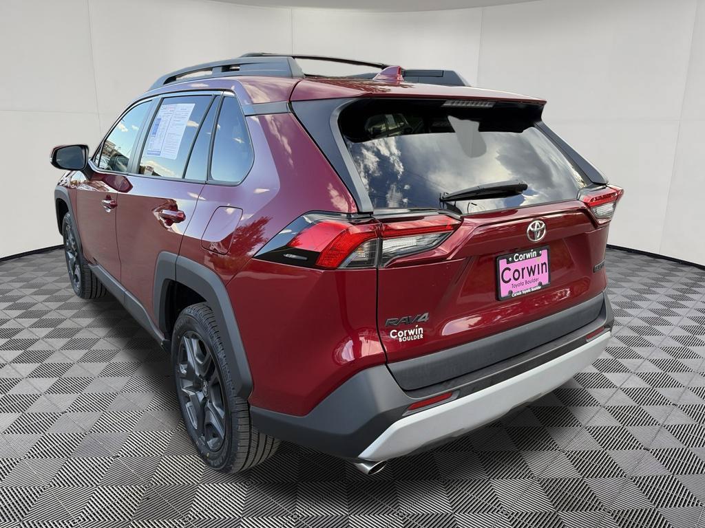 2022 Toyota RAV4 ADVENTURE — фото 7