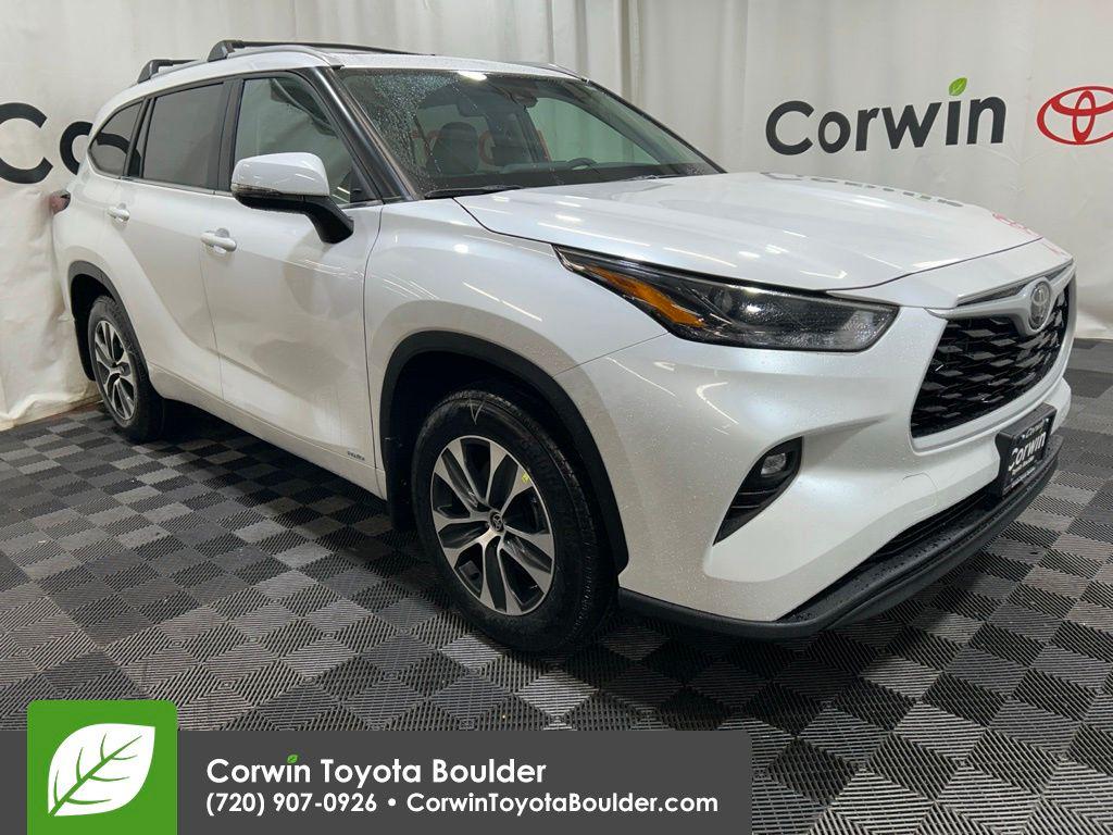 New 2026 Toyota Highlander Hybrid XLE