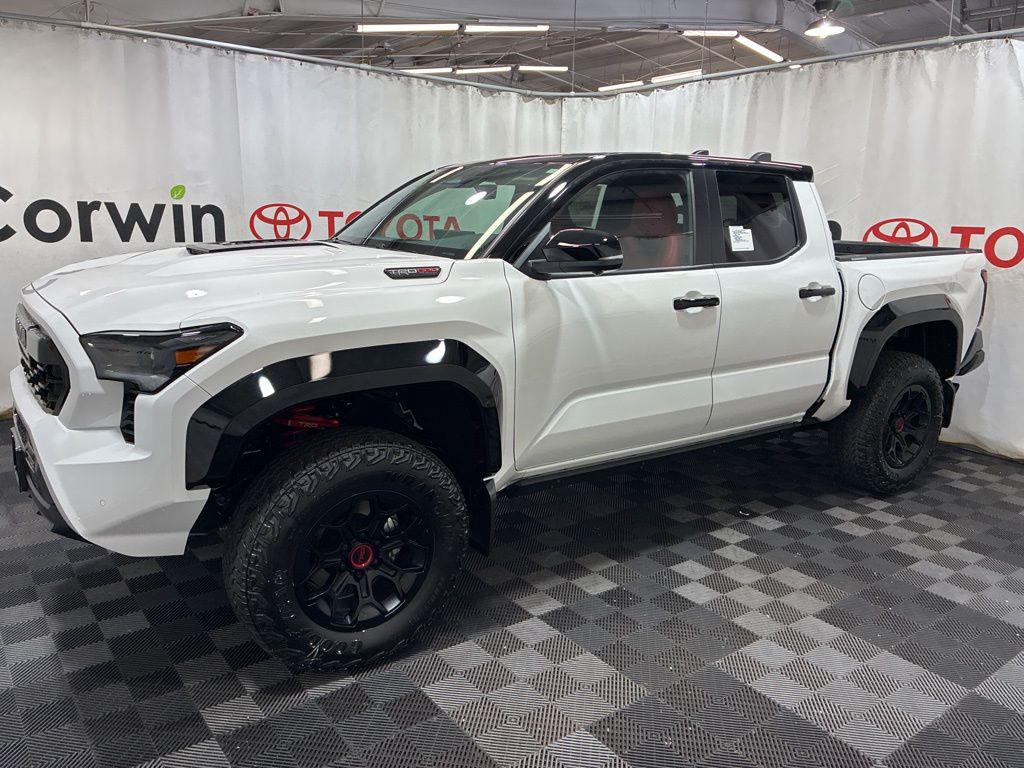 TOYOTA TACOMA - 4