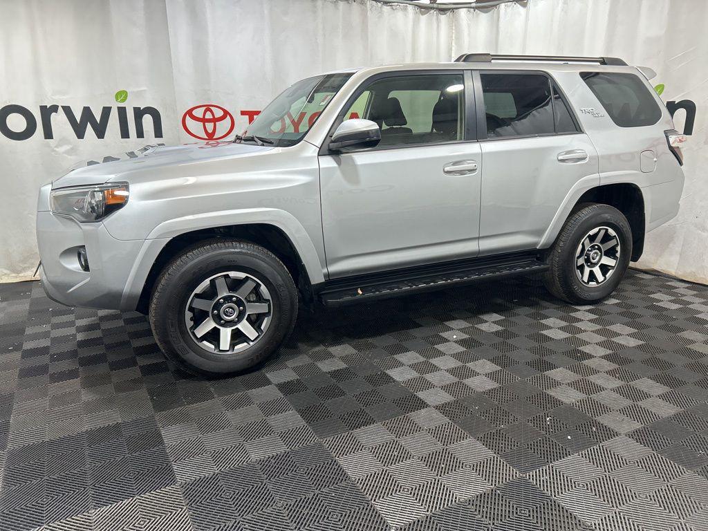 TOYOTA 4RUNNER - 4