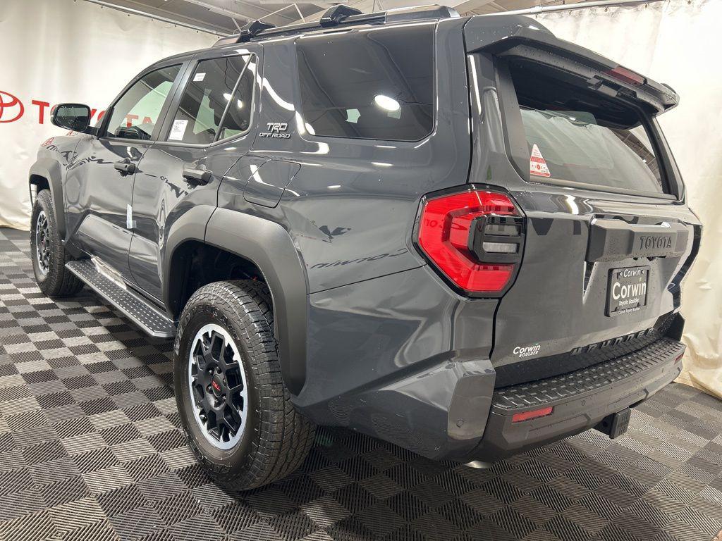 TOYOTA 4RUNNER - 5