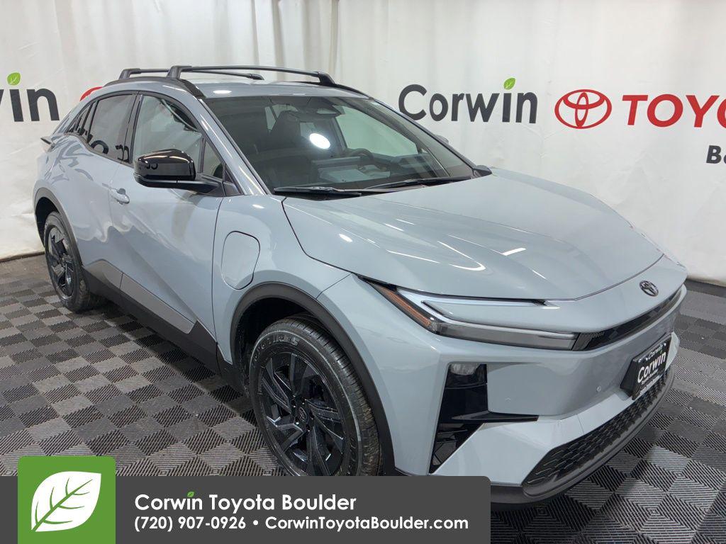 New 2026 Toyota C-HR SE