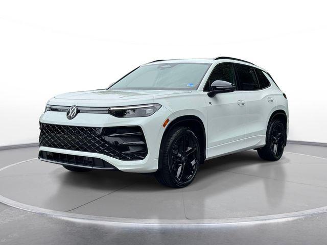 New 2026 Volkswagen Tiguan 2.0T SE R-Line Black