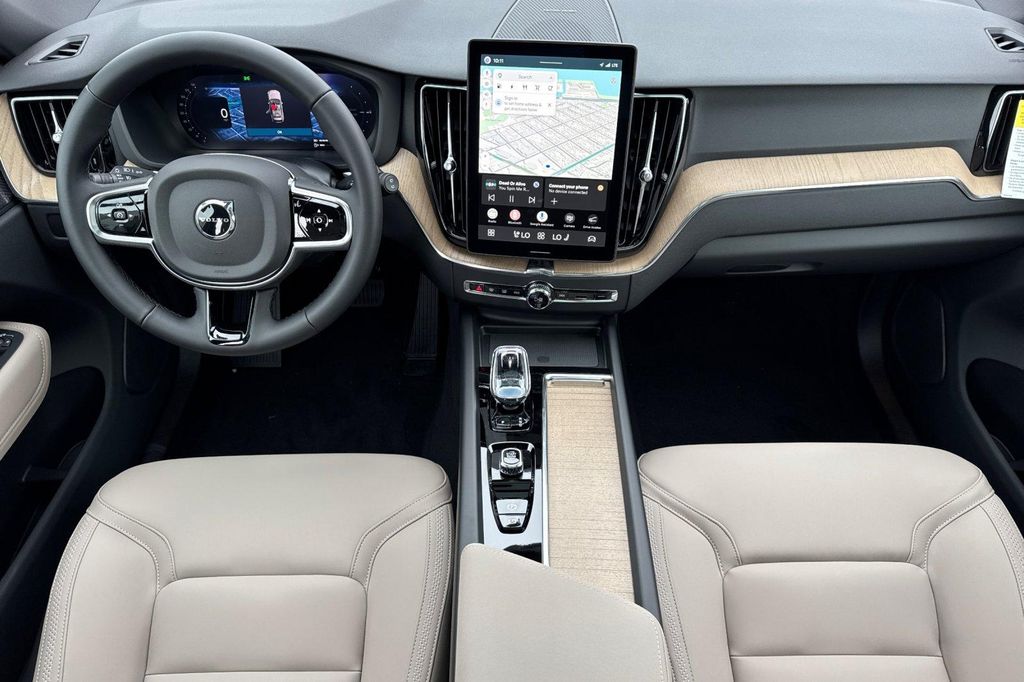 2026 Volvo XC60 PLUG-IN HYBRID T8 PLUS 缩略图 12