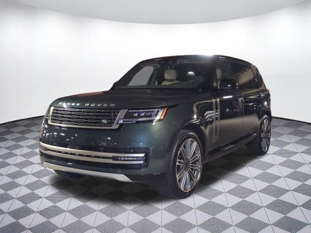 New 2026 Land Rover Range Rover P400 SE 7 Seat