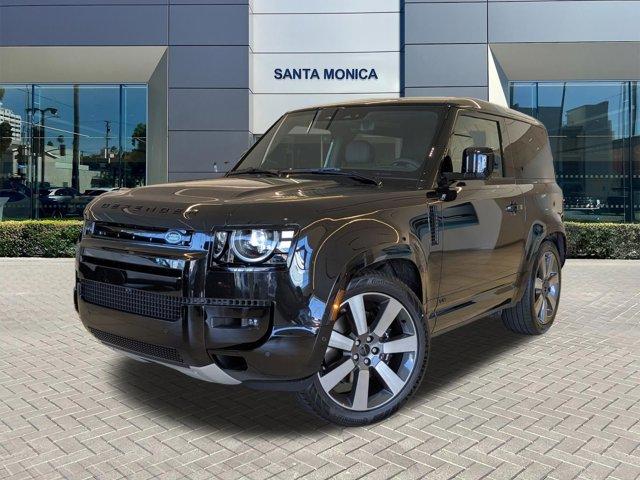 New 2026 Land Rover Defender P525 V8