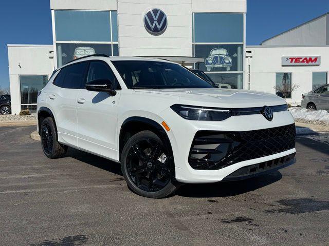 New 2026 Volkswagen Tiguan 2.0T SE R-Line Black 4MOTION