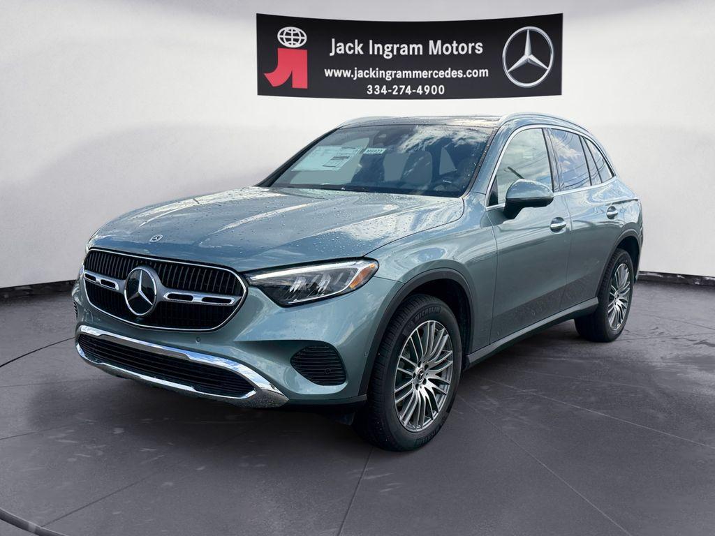 New 2026 Mercedes-Benz GLC 300 Base
