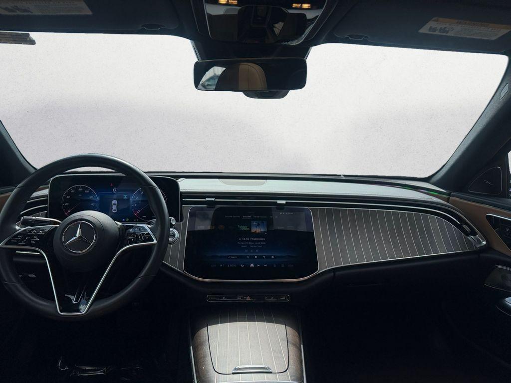 2024 Mercedes-BENZ E-CLASS photo 9