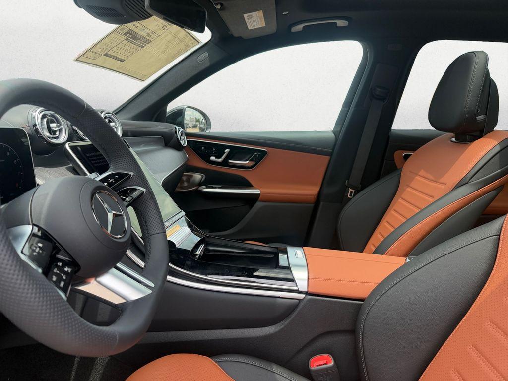 2026 Mercedes-BENZ GLC photo 10