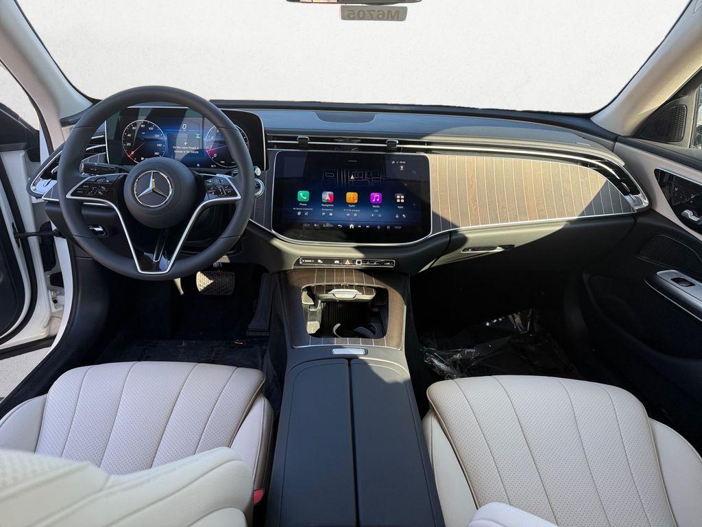 MERCEDES-BENZ E-CLASS - 9