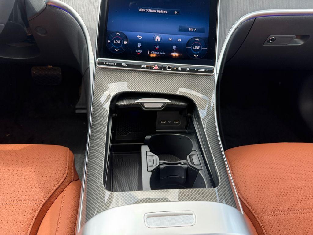 2026 Mercedes-BENZ C-CLASS 缩略图 11