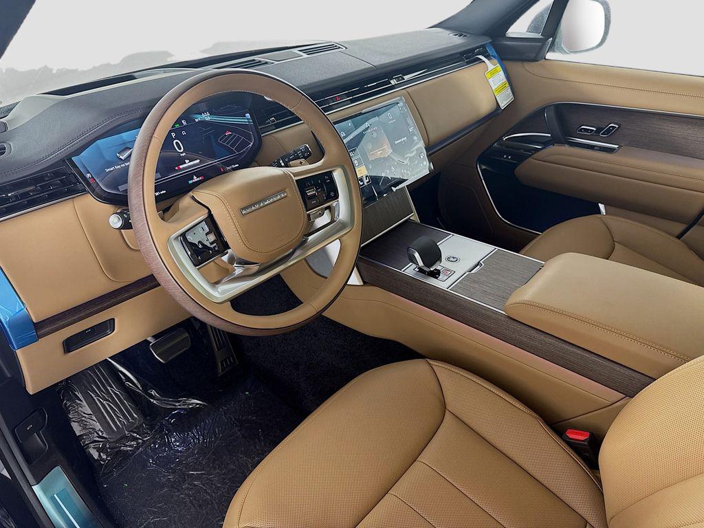 صورة 9 لـ 2025 LAND ROVER RANGE ROVER SE