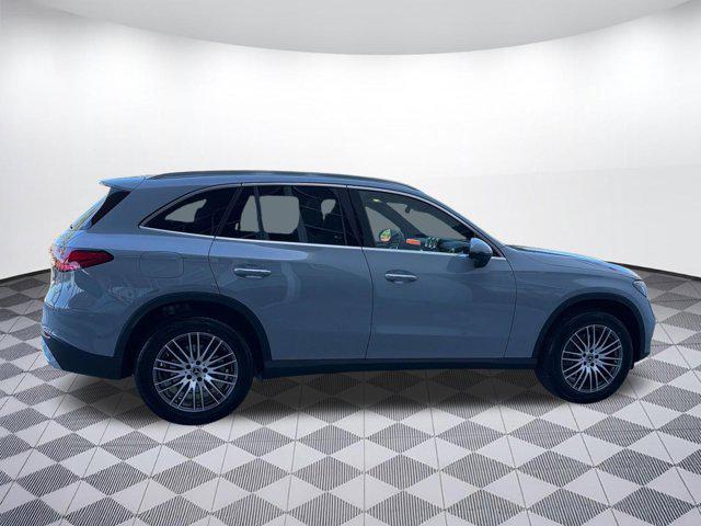 MERCEDES-BENZ GLC - 8