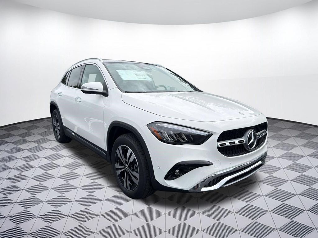 2026 Mercedes-BENZ GLA — фото 7
