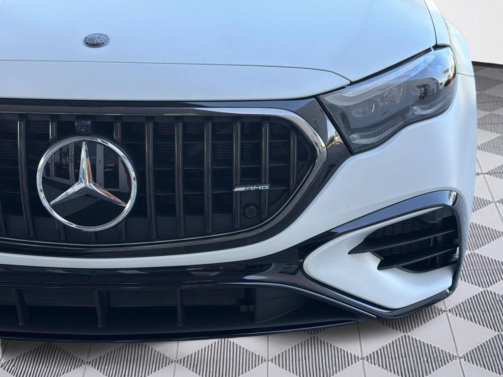 2027 Mercedes-BENZ AMG E 53 E 4MATIC+ — миниатюра 12