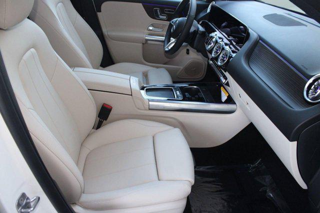 2026 Mercedes-BENZ GLA 缩略图 31