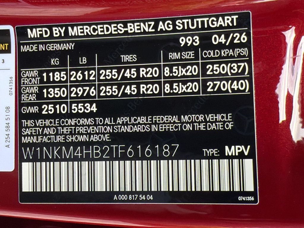 2026 Mercedes-BENZ GLC — миниатюра 17