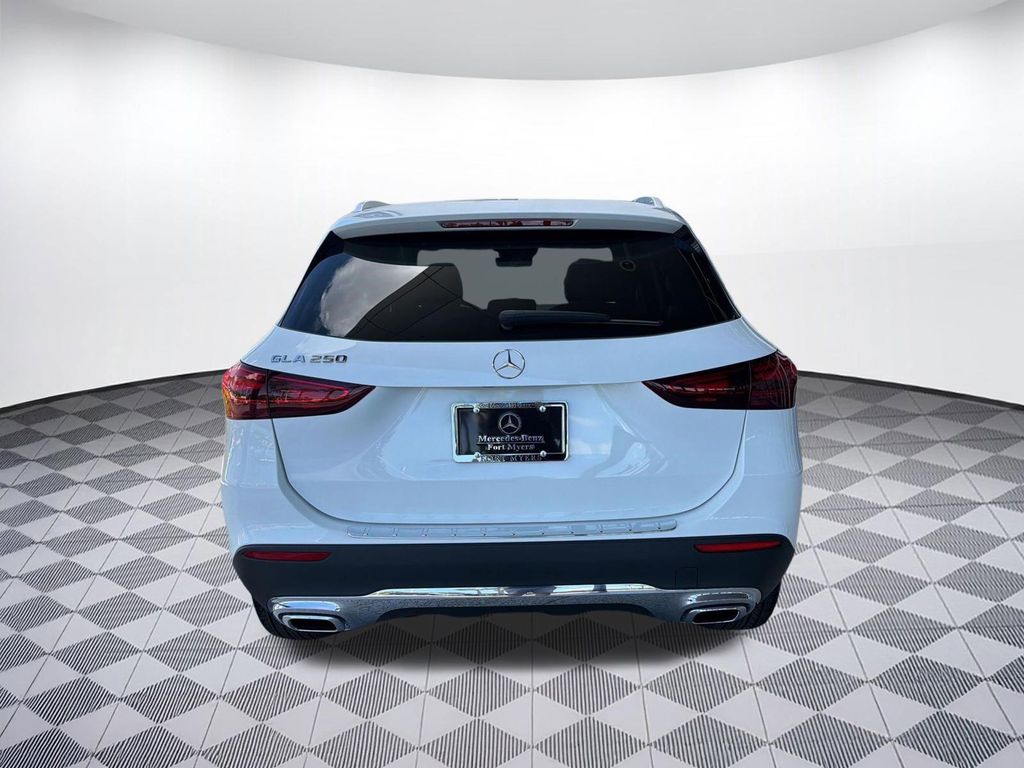 2026 Mercedes-BENZ GLA 照片 10