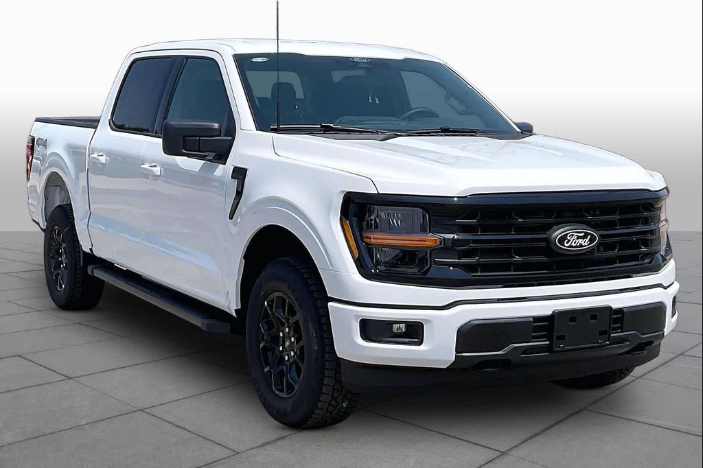 2026 FORD F-150 XLT 照片 2