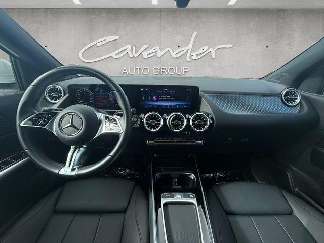 2025 Mercedes-BENZ GLA — миниатюра 20
