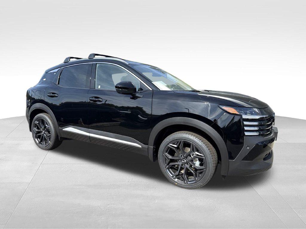 New 2026 Nissan Kicks SR
