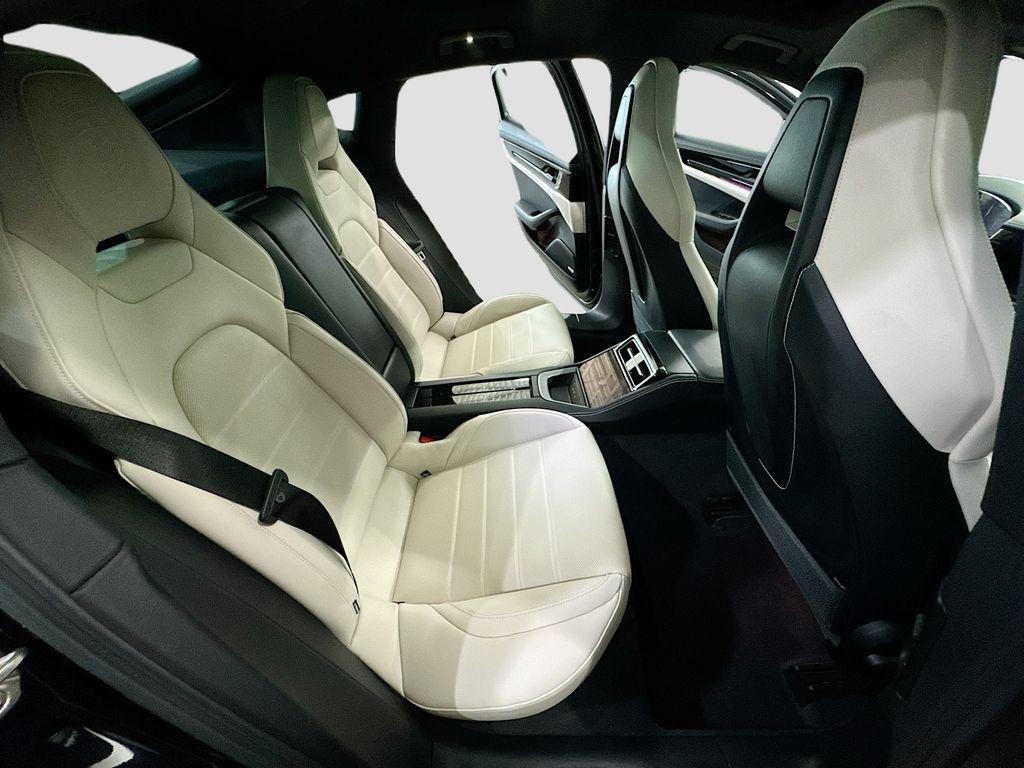 2025 Porsche PANAMERA 4 缩略图 32