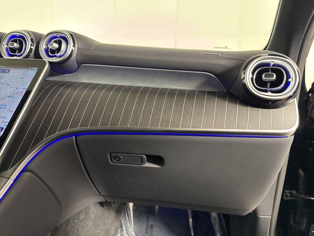 MERCEDES-BENZ GLC - 10