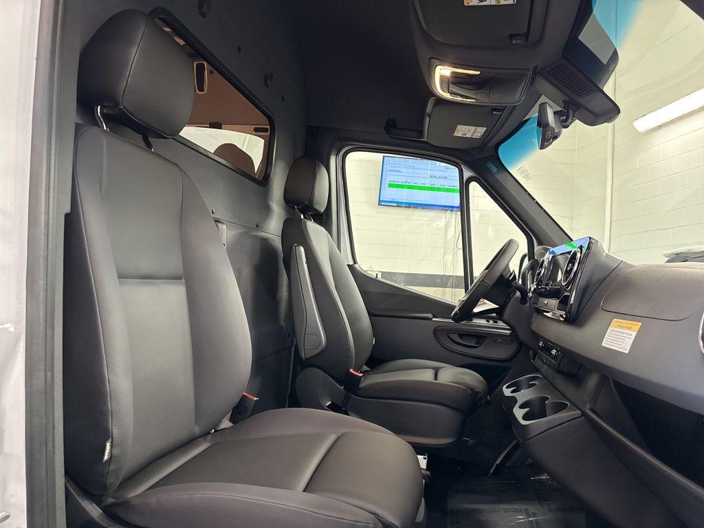 2026 Mercedes-BENZ OTHERS 缩略图 13