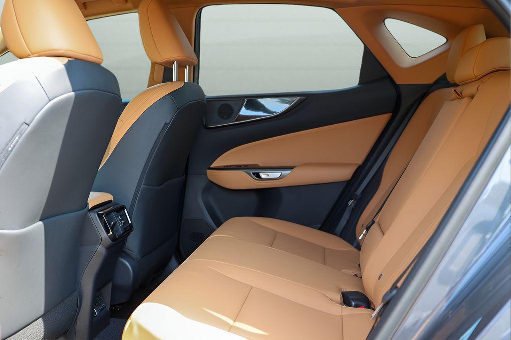2026 Lexus NX 350 350 BASE — миниатюра 24