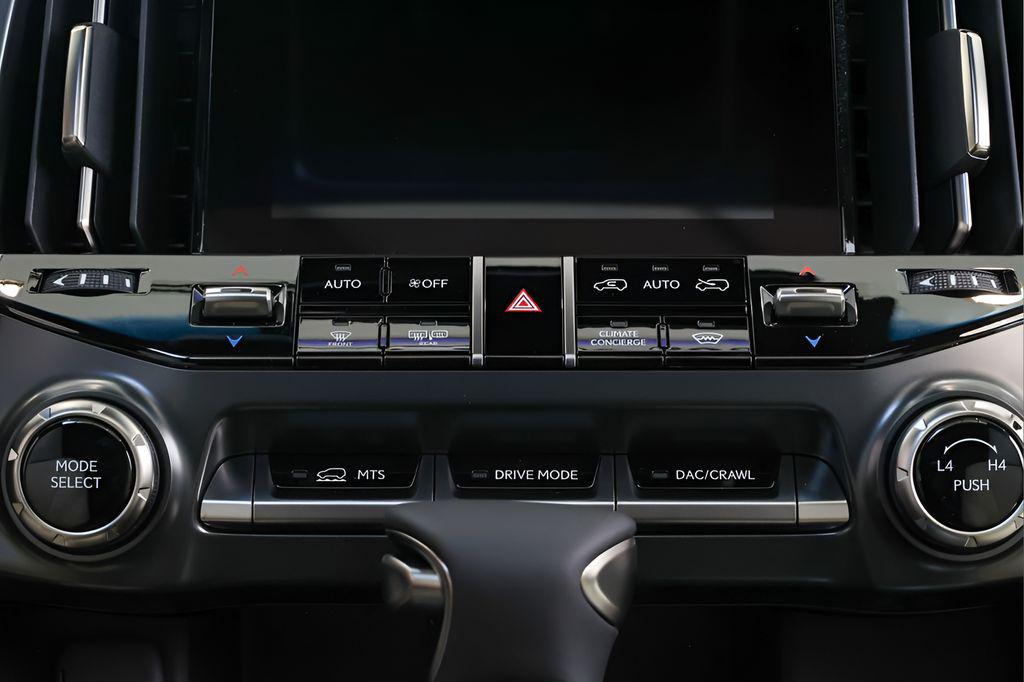 صورة 11 لـ 2026 Lexus LX 600 LUXURY