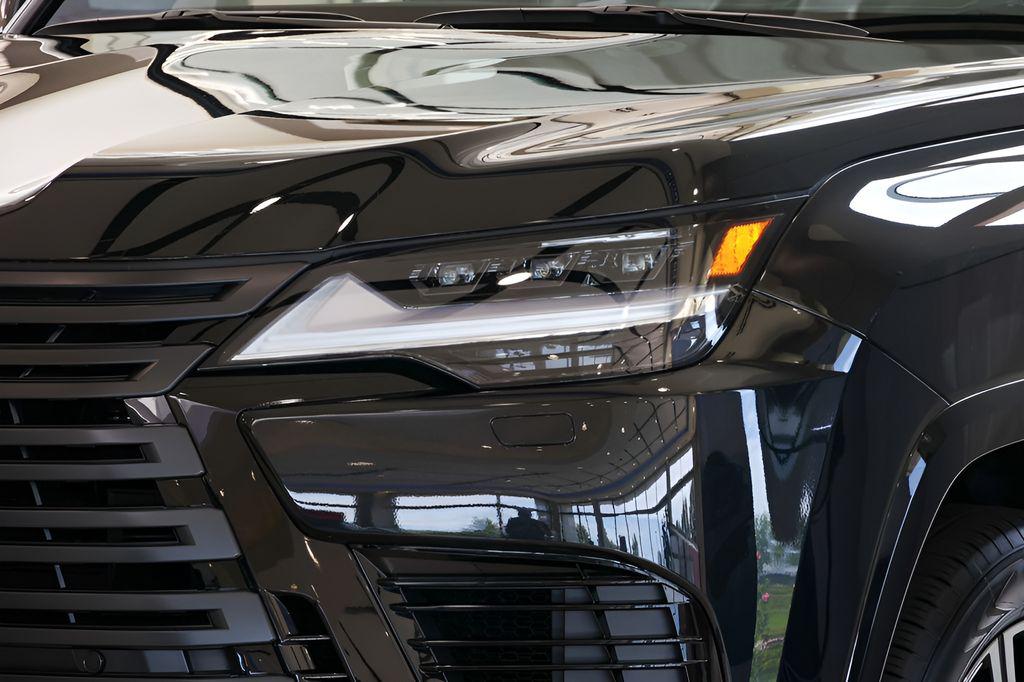 صورة 16 لـ 2026 Lexus LX 600 LUXURY