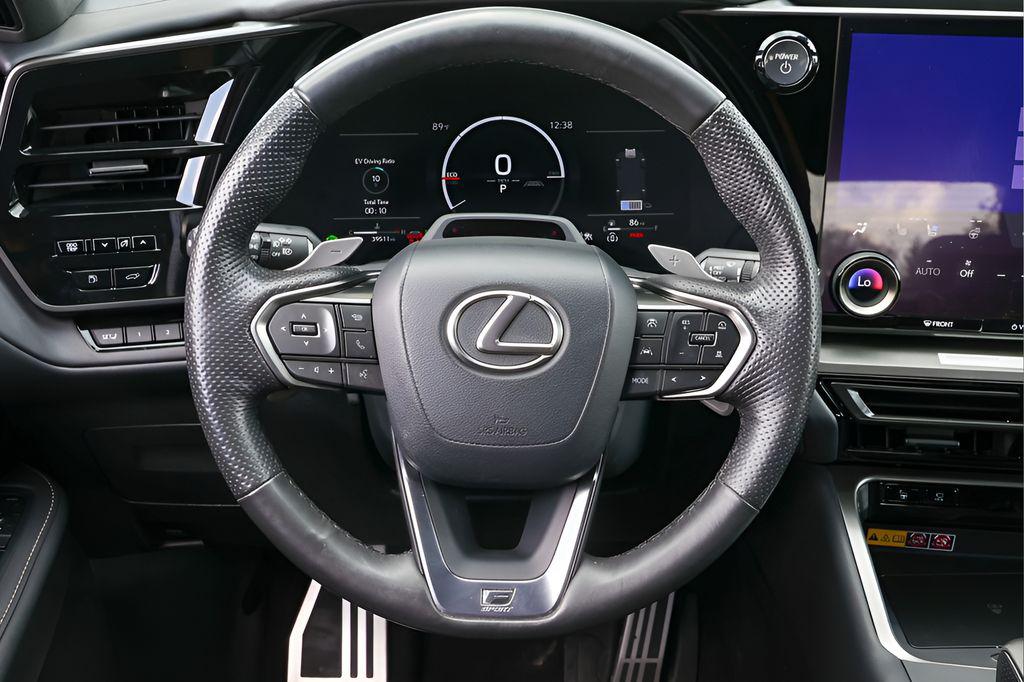 صورة 9 لـ 2024 Lexus TX 500H F SPORT PREMIUM
