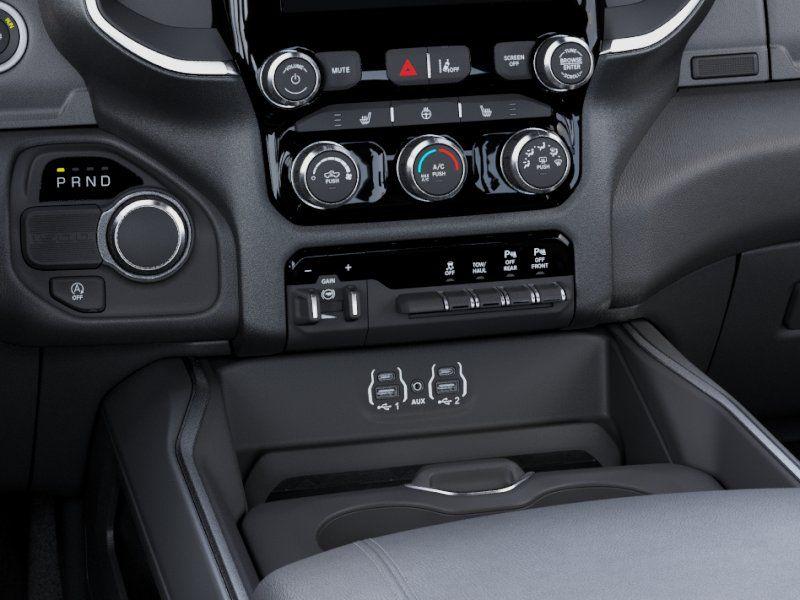 2026 RAM 1500 BIG HORN/LONE STAR — миниатюра 24