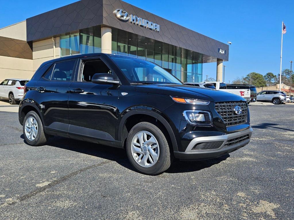 New 2026 Hyundai VENUE SE