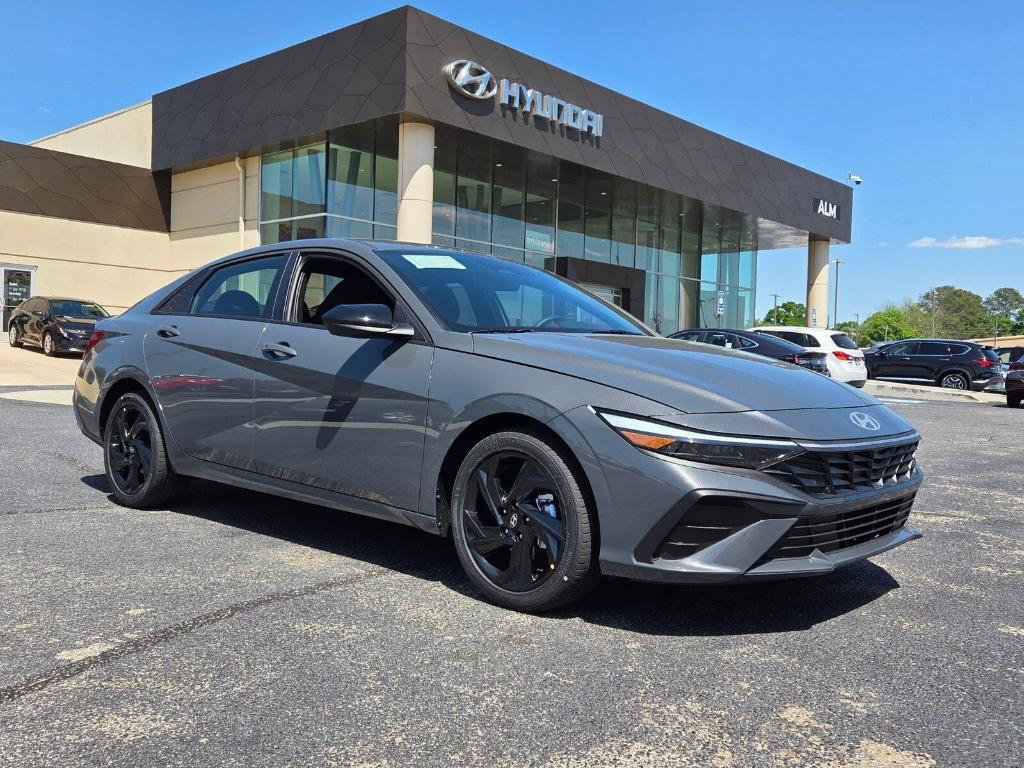New 2026 Hyundai ELANTRA SEL Sport