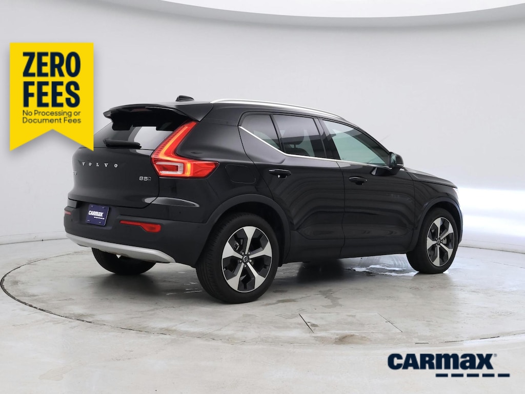 صورة 7 لـ 2023 Volvo XC40 B5 PLUS BRIGHT THEME