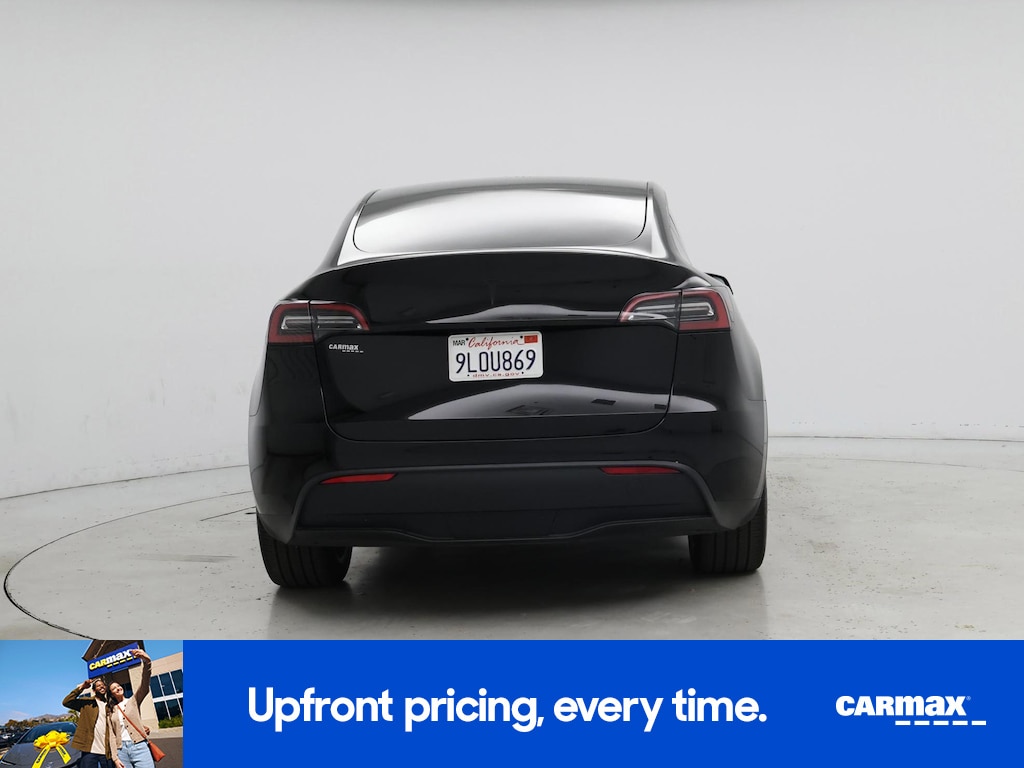 TESLA MODEL Y LONG RANGE - 7