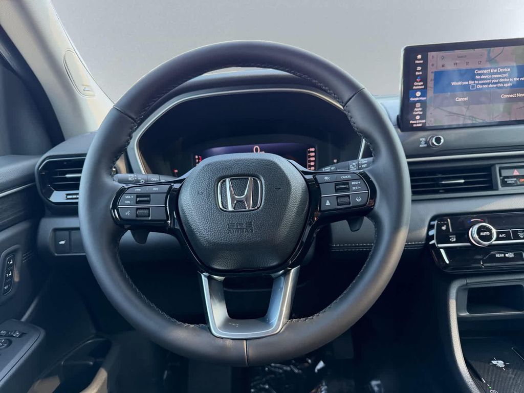 2026 Honda PILOT TOURING 8-PASSENGER thumbnail 17