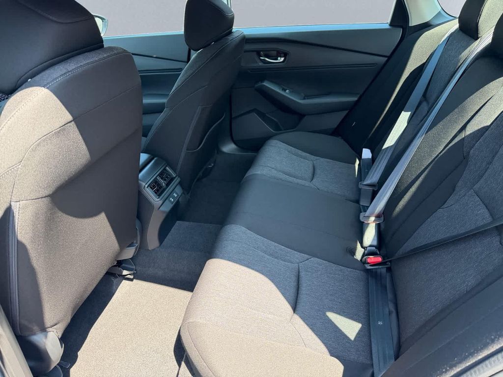 صورة مصغرة 19 لـ 2026 Honda ACCORD SE