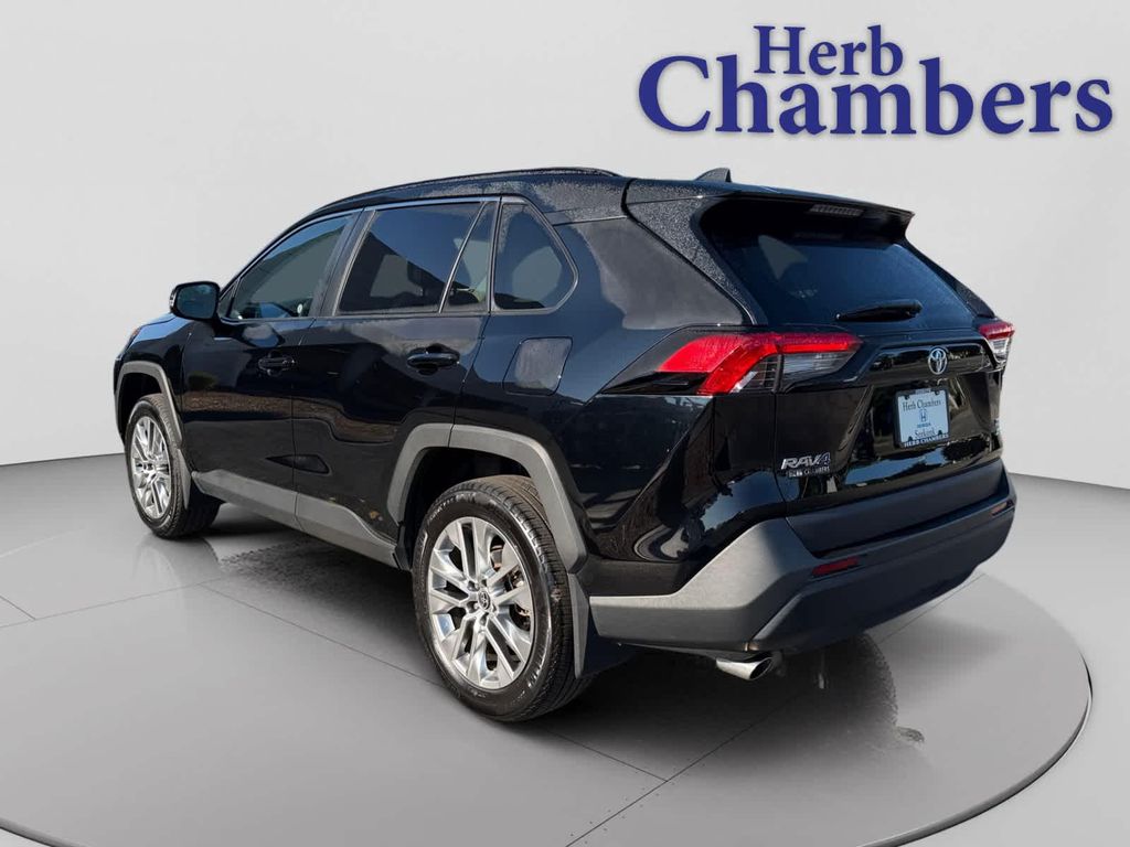 صورة 3 لـ 2025 Toyota RAV4 XLE PREMIUM