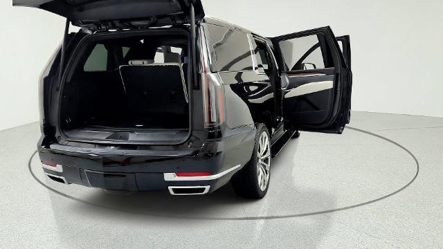 صورة 12 لـ 2026 Cadillac ESCALADE ESV PLATINUM LUXURY