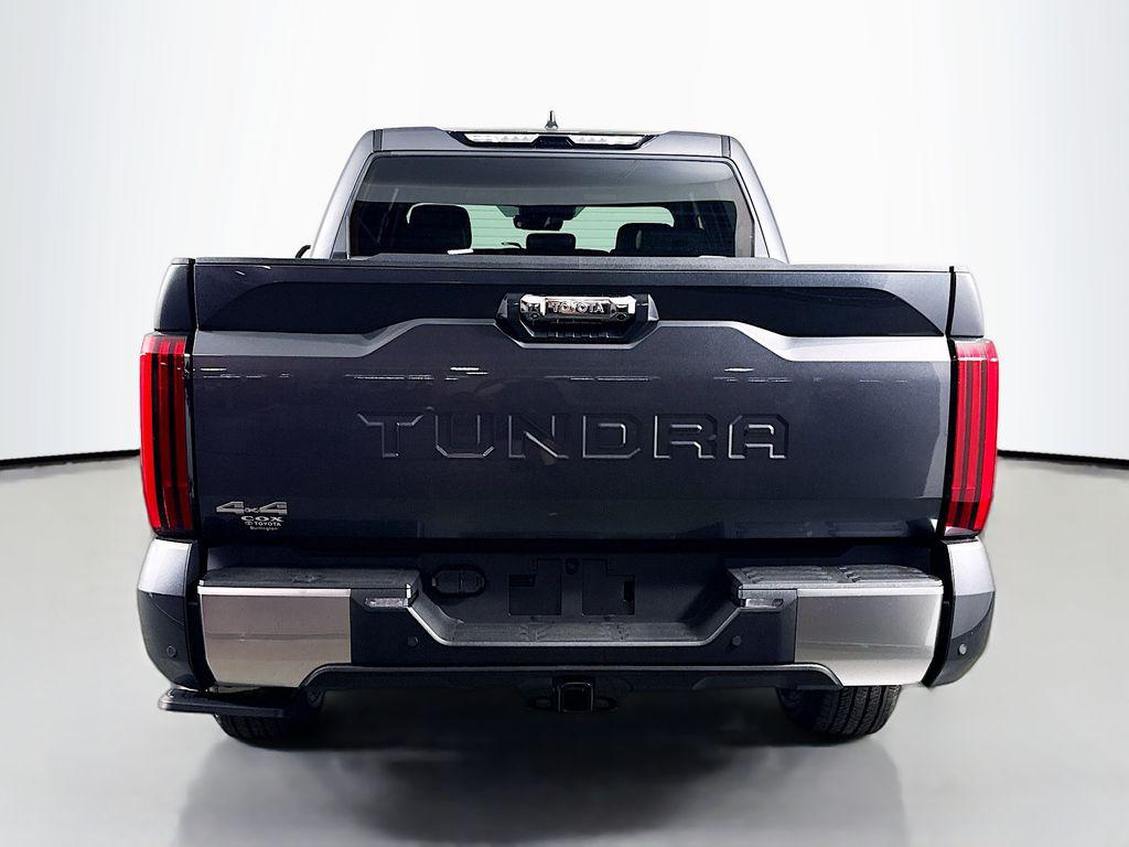 TOYOTA TUNDRA - 6