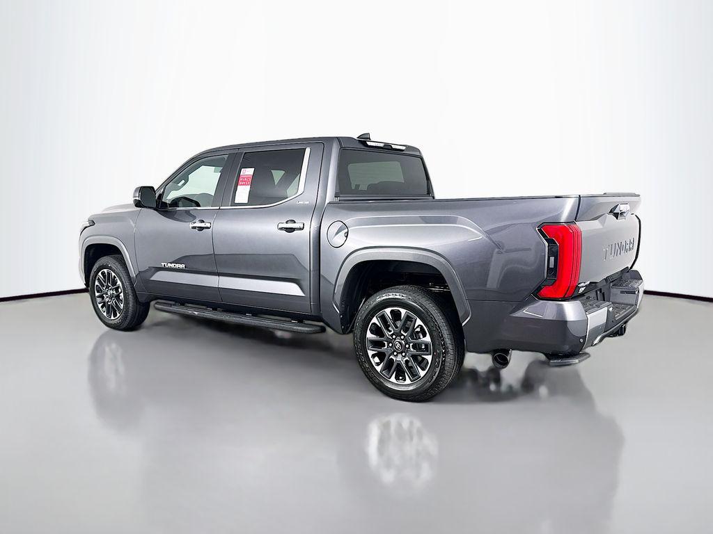 TOYOTA TUNDRA - 7