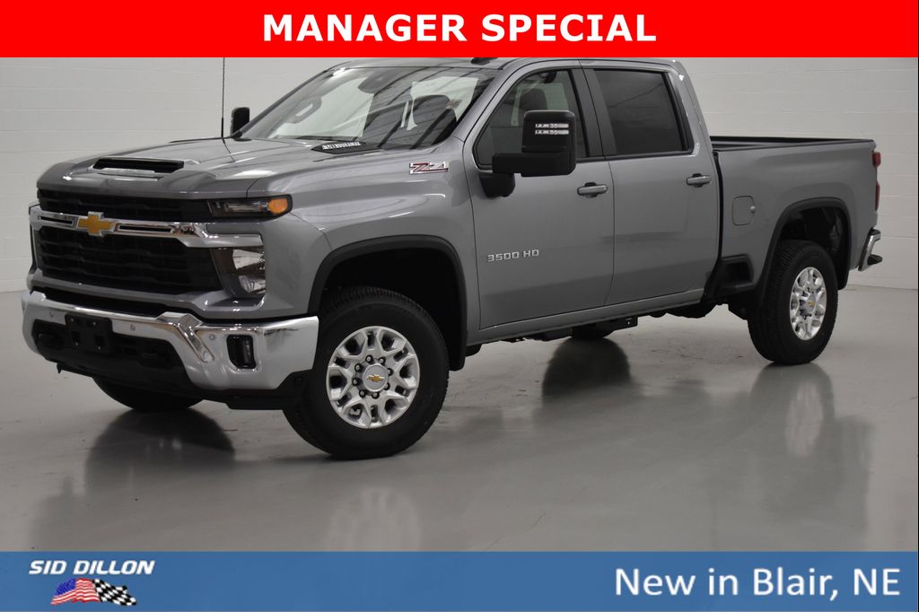 New 2026 Chevrolet Silverado 3500 LT