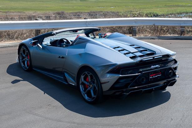 صورة 12 لـ 2020 Lamborghini HURACAN EVO